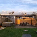 Charme Et Bien-etre Jacuzzi Et Nature Pres De *