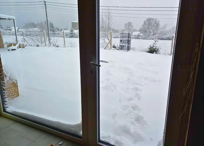 Neuf Avec Jacuzzi Et Jardin Privés - Chalet