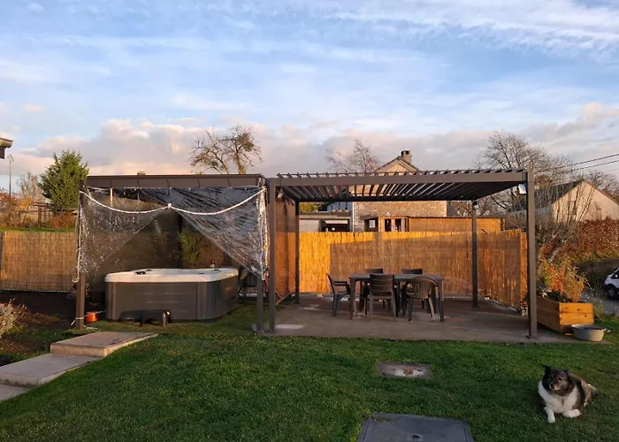 Neuf Avec Jacuzzi Et Jardin Privés - *