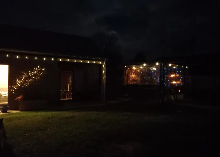 Chalet Neuf Avec Jacuzzi Et Jardin Privés -