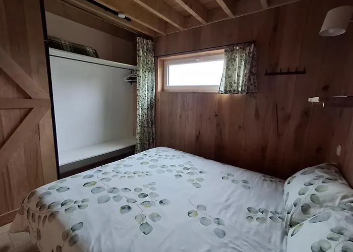 Charme Et Bien-etre Jacuzzi Et Nature Pres De Chalet Durbuy