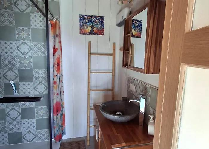 Chalet Charme Et Bien-etre Jacuzzi Et Nature Pres De *